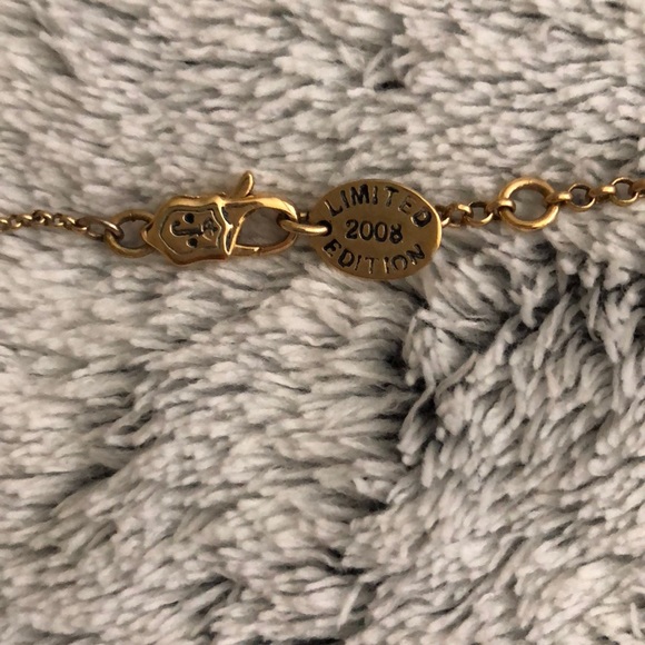 Snowflake Necklace - Picture 4 of 4